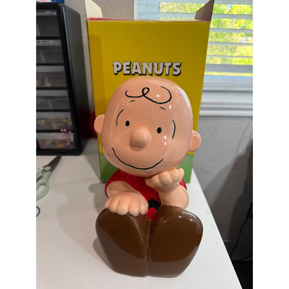 Vintage Peanuts Charlie Brown Ceramic Cookie Jar Treasure Craft IN ORIGINAL BOX